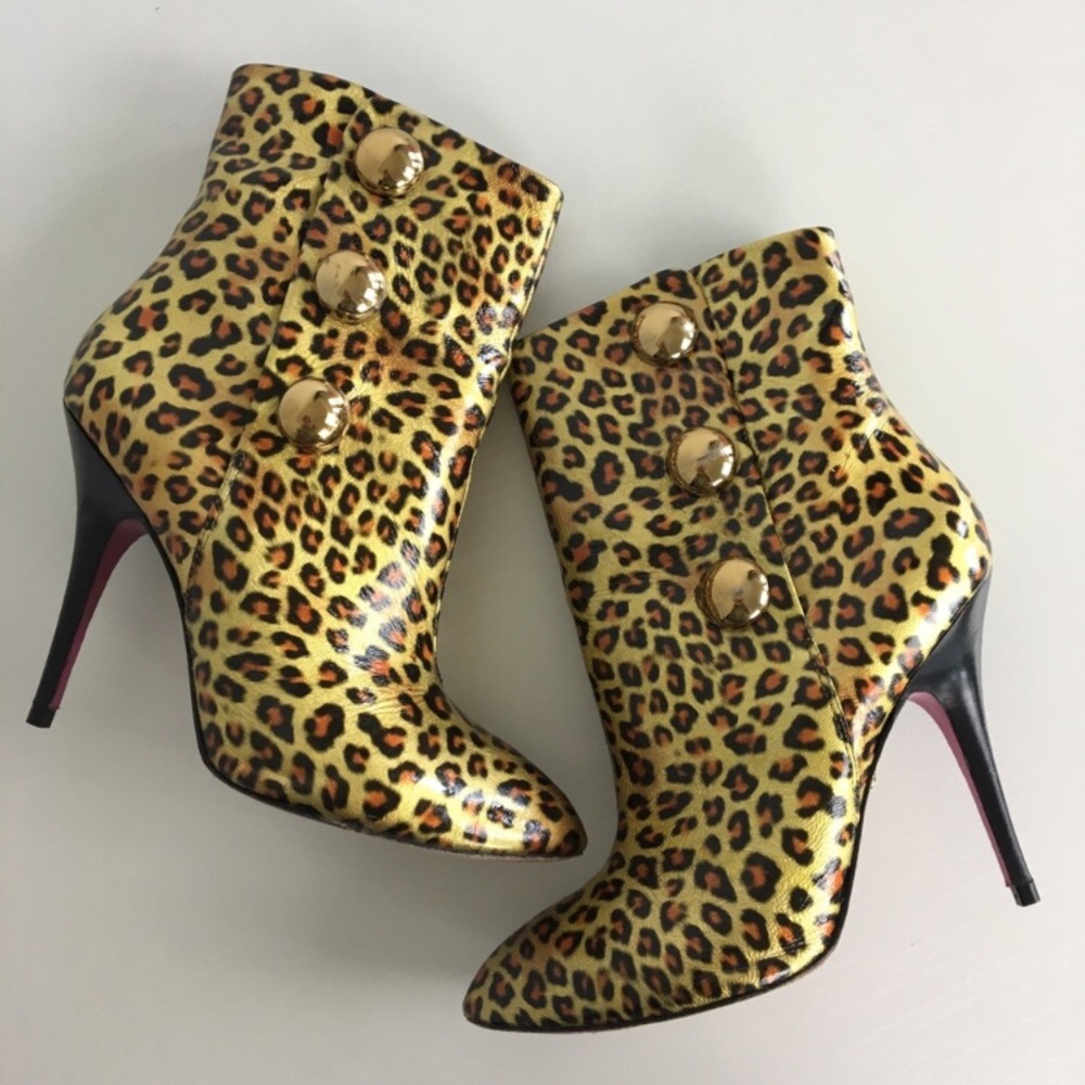 BETSEY JOHNSON Ricci Boots GOLD Leo print 8.5